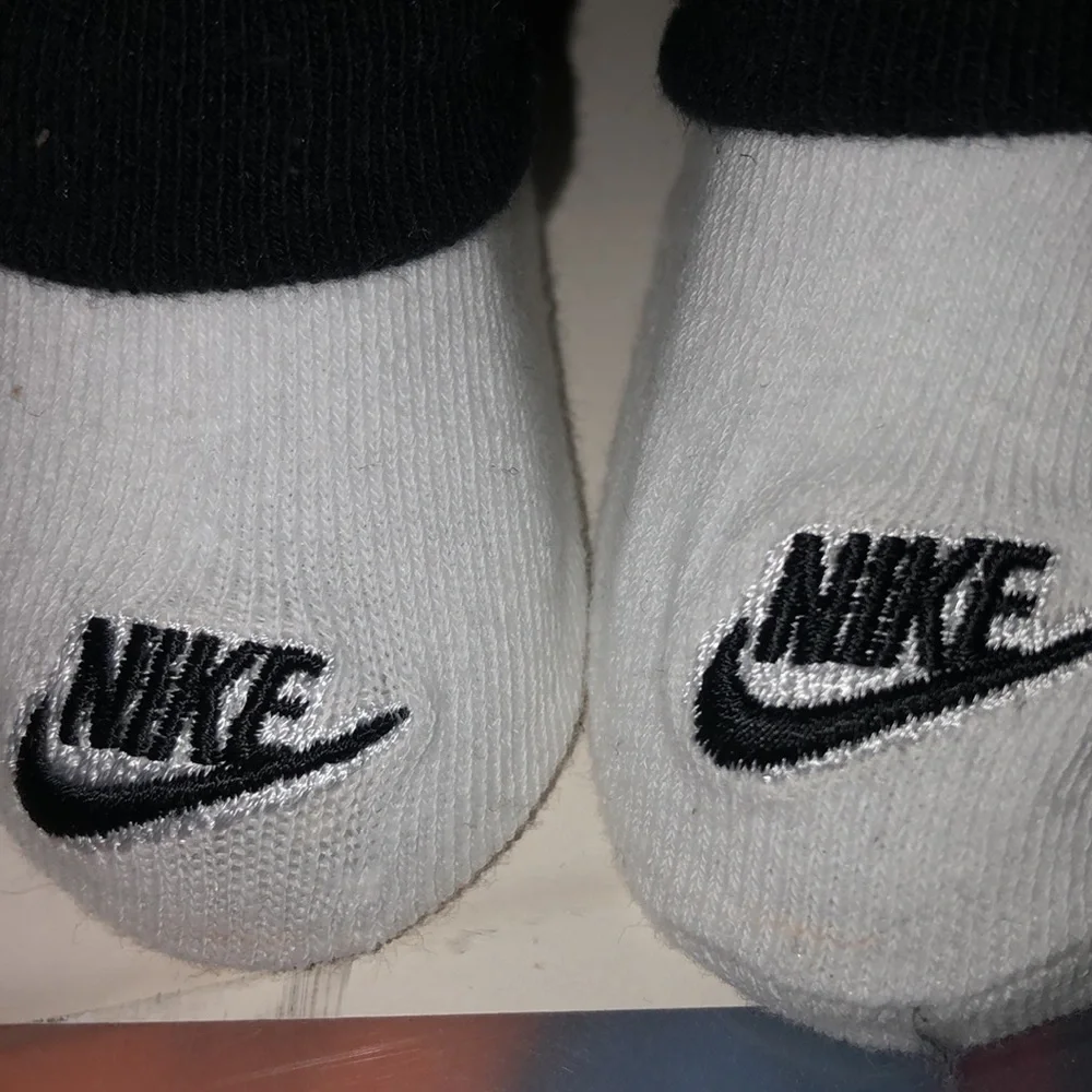 NWOT Nike Newborn Socks